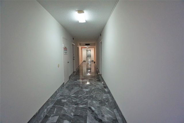 12500 NE 15TH Avenue 614, North Miami, FL 33161