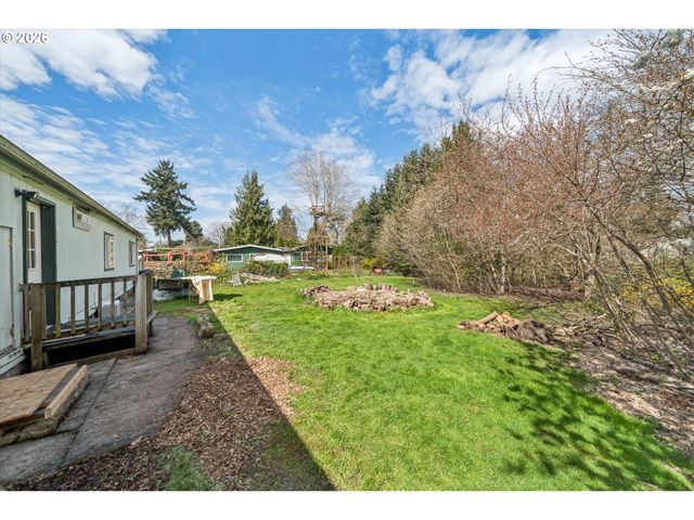 609 Ne SOUTH SHORE Rd, Portland, OR 97211