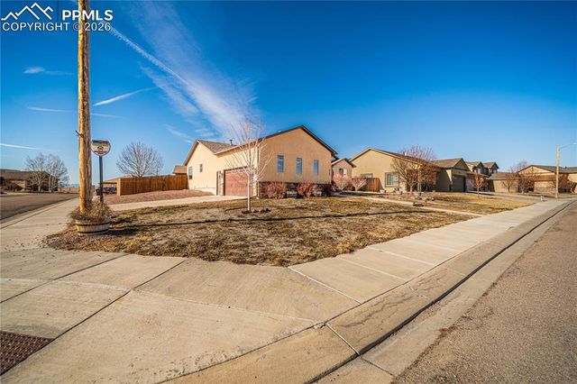 5707 Mark Twain Lane, Pueblo, CO 81008