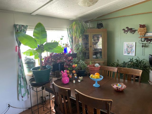 25484 Rim Drive, Chiloquin, OR 97624