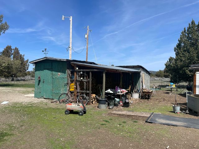 25484 Rim Drive, Chiloquin, OR 97624