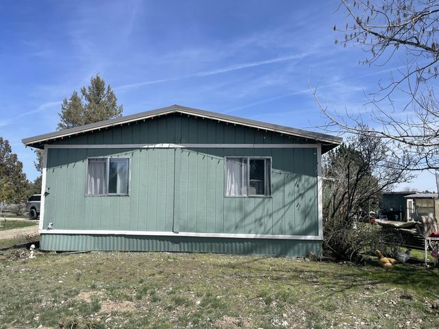 25484 Rim Drive, Chiloquin, OR 97624