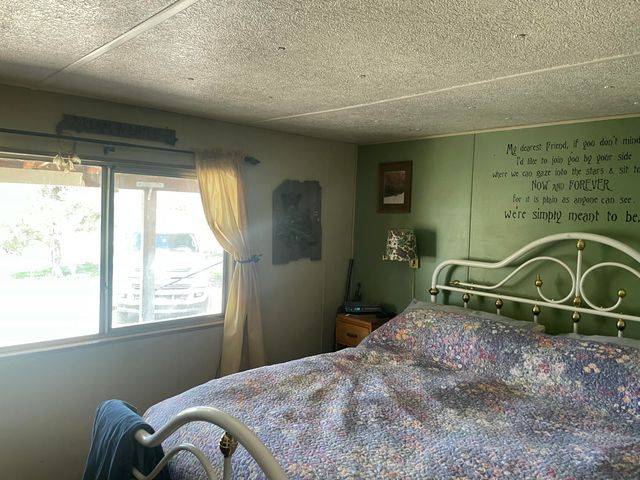 25484 Rim Drive, Chiloquin, OR 97624