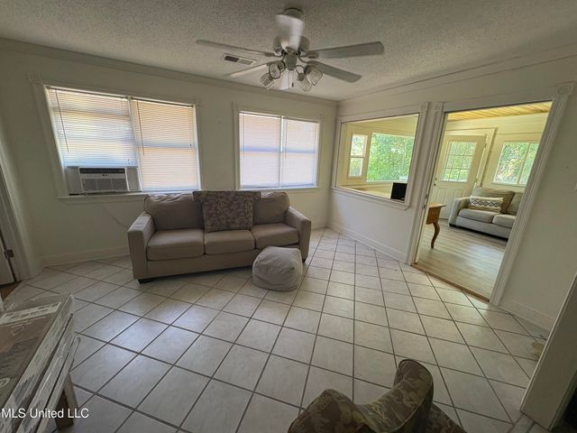 113 Forest Street, Pass Christian, MS 39571