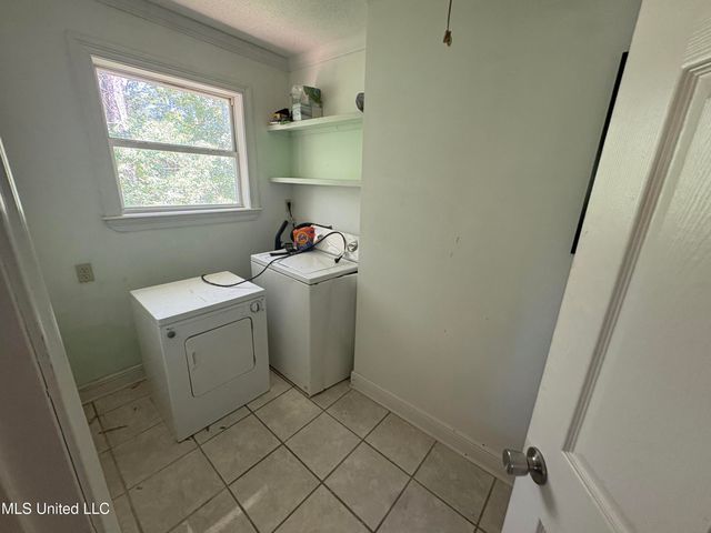 113 Forest Street, Pass Christian, MS 39571