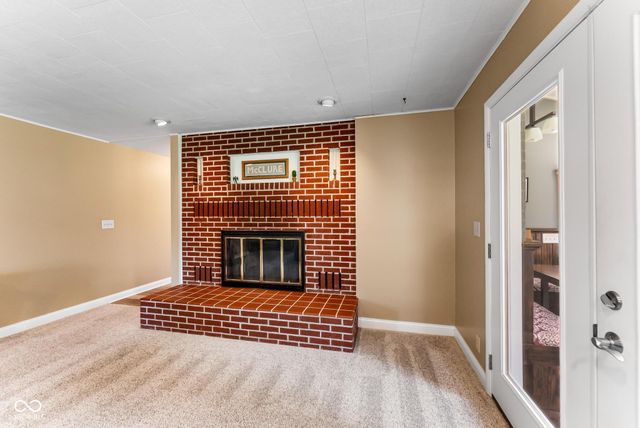 105 W Summit Street, Brownstown, IN 47220