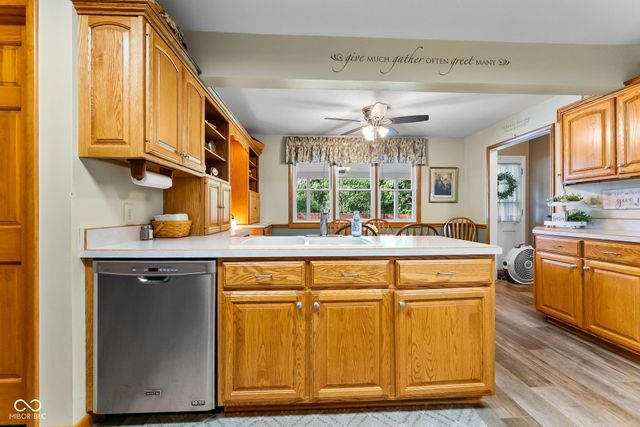 105 W Summit Street, Brownstown, IN 47220