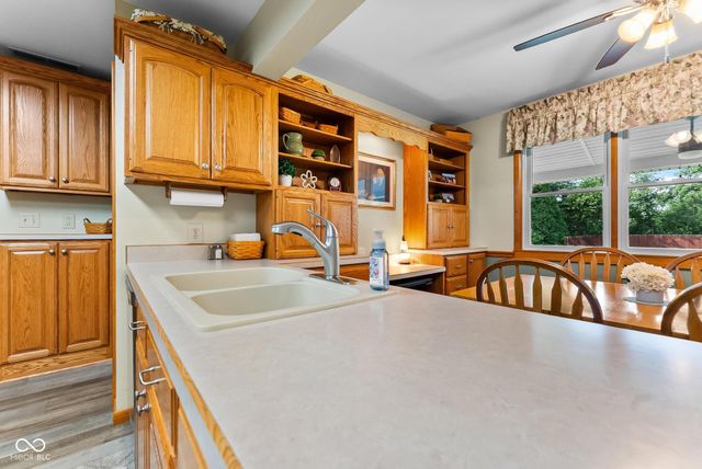 105 W Summit Street, Brownstown, IN 47220