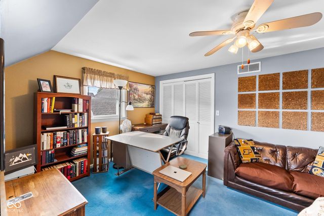 105 W Summit Street, Brownstown, IN 47220