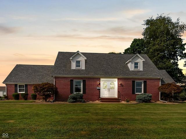 105 W Summit Street, Brownstown, IN 47220