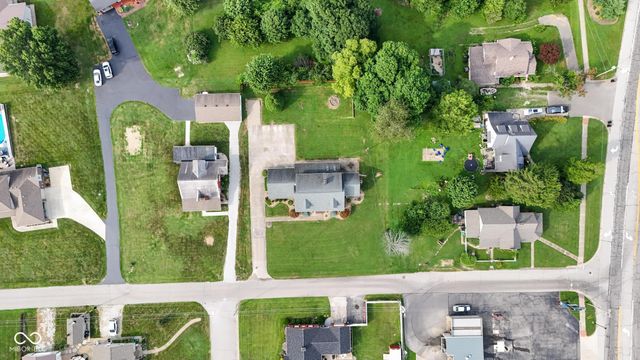 105 W Summit Street, Brownstown, IN 47220