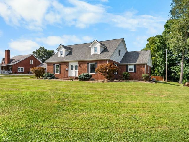 105 W Summit Street, Brownstown, IN 47220