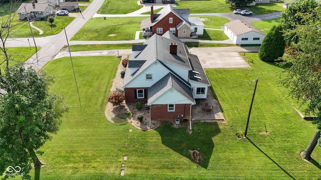 105 W Summit Street, Brownstown, IN 47220