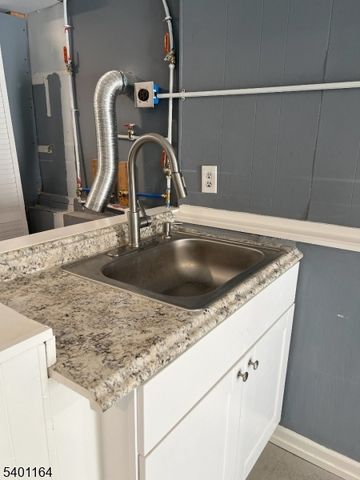 581 Allentown Rd, Parsippany-troy Hills Twp., NJ 07054