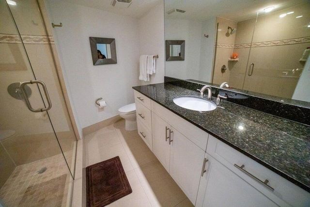 3000 N OCEAN Drive N 33B, Singer Island, FL 33404