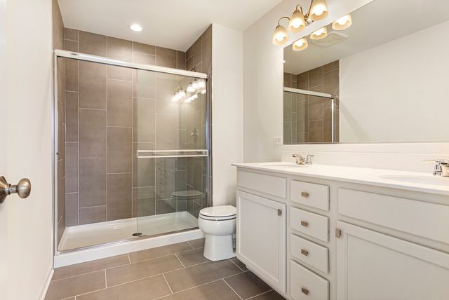 857 Finley Drive, Aurora, IL 60504