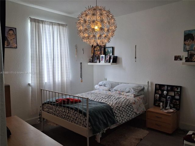 5490 NW 113th Ct, Doral, FL 33178