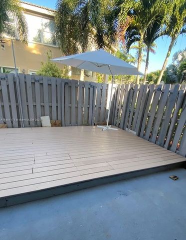 5490 NW 113th Ct, Doral, FL 33178