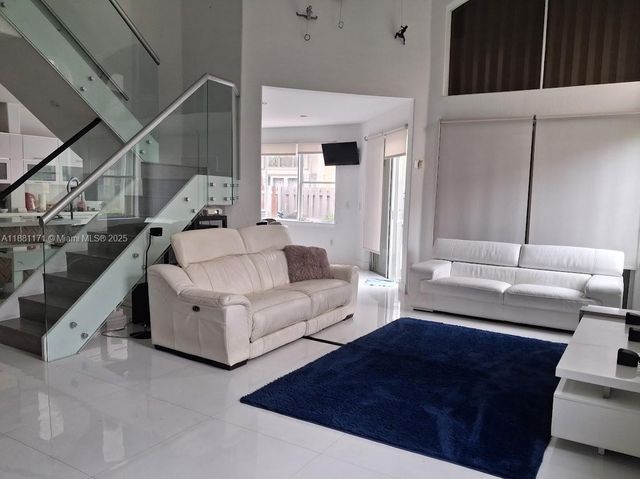 5490 NW 113th Ct, Doral, FL 33178