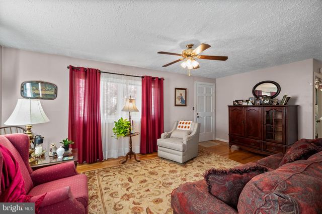 1633 TIEMAN DR, Glen Burnie, MD 21061