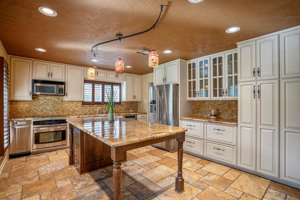 25531 Sugar Valley Lane, Spring, TX 77373