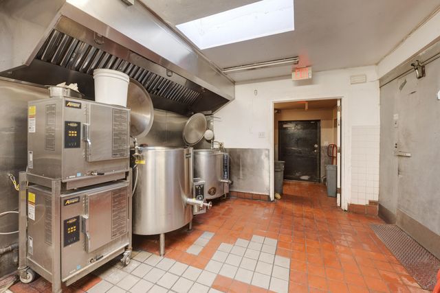 8032 4th Street NW, Los Ranchos, NM 87114