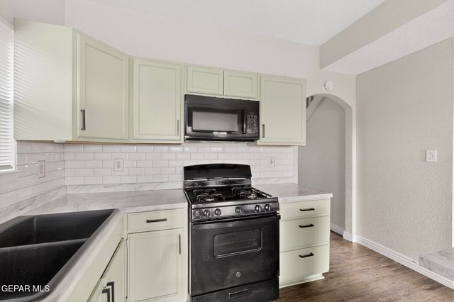 3626 DOMINICAN Street, El Paso, TX 79936