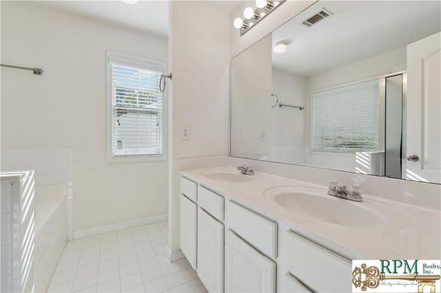 420 Eagle Tiff Drive, Sugar Hill, GA 30518