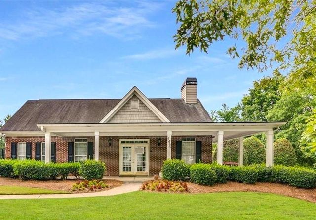 420 Eagle Tiff Drive, Sugar Hill, GA 30518