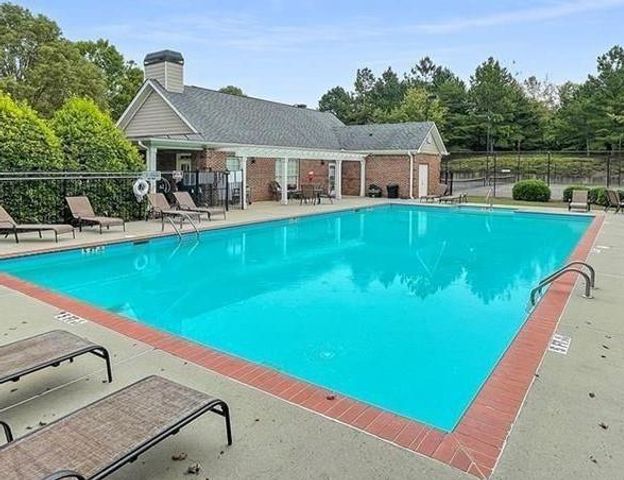 420 Eagle Tiff Drive, Sugar Hill, GA 30518