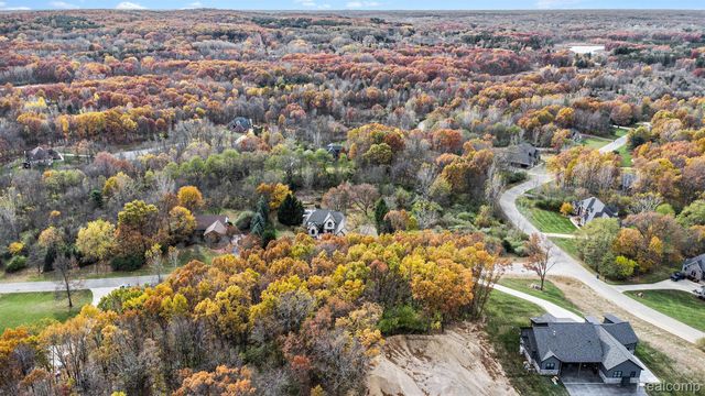 11136 Delphinium Drive, Tyrone Township, MI 48430