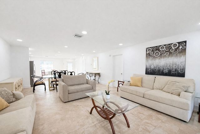 5093 Privet Place A, Delray Beach, FL 33484