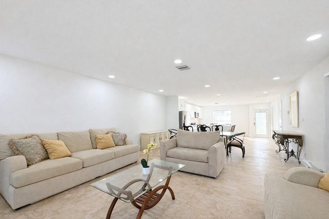 5093 Privet Place A, Delray Beach, FL 33484