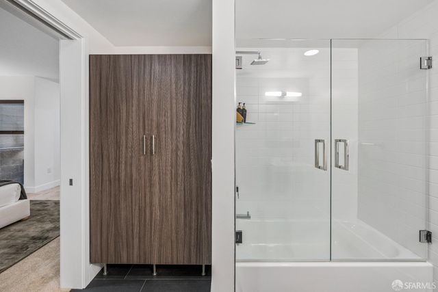 1080 Sutter Street 202, San Francisco, CA 94109