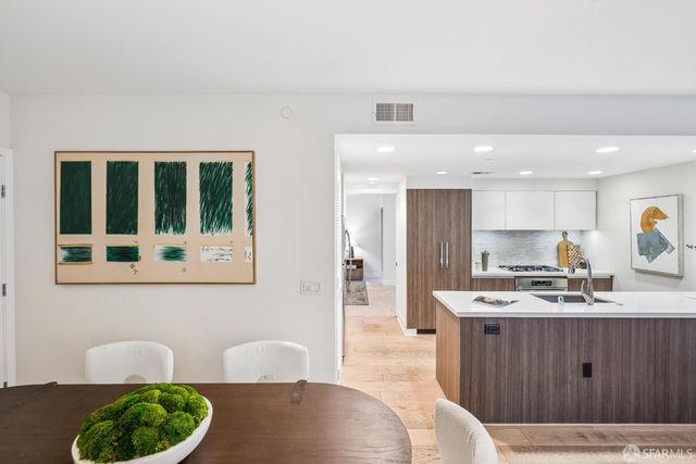 1080 Sutter Street 202, San Francisco, CA 94109