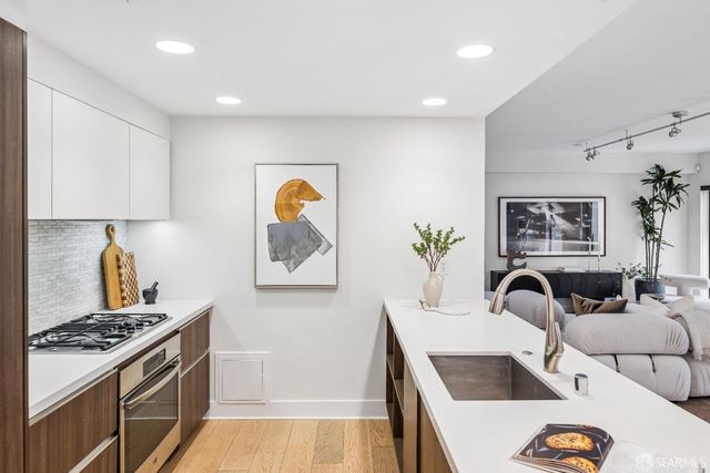 1080 Sutter Street 202, San Francisco, CA 94109