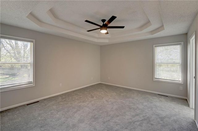 4300 NE Blue Jay Circle, Lee's Summit, MO 64064