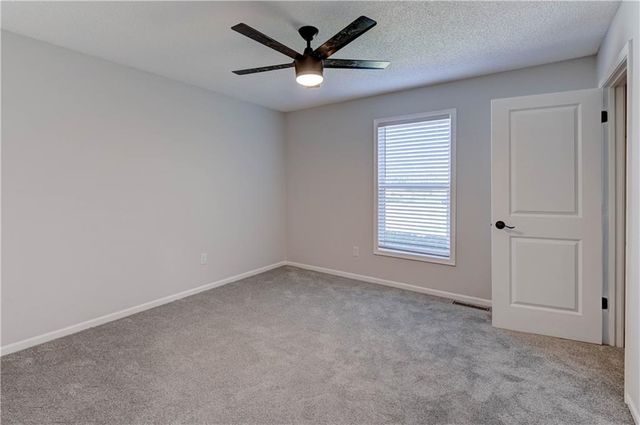 4300 NE Blue Jay Circle, Lee's Summit, MO 64064