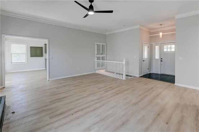 4300 NE Blue Jay Circle, Lee's Summit, MO 64064
