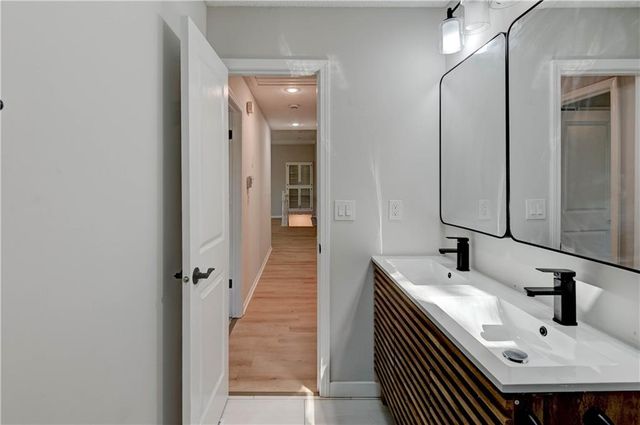 4300 NE Blue Jay Circle, Lee's Summit, MO 64064