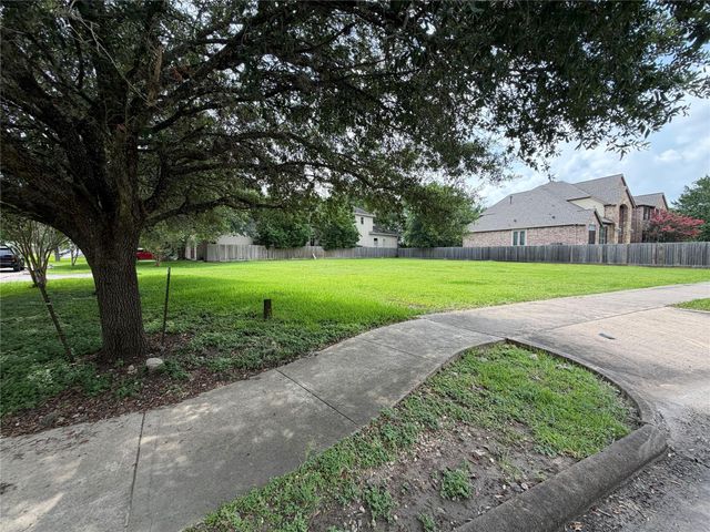 9002 Cliffwood Drive, Houston, TX 77096