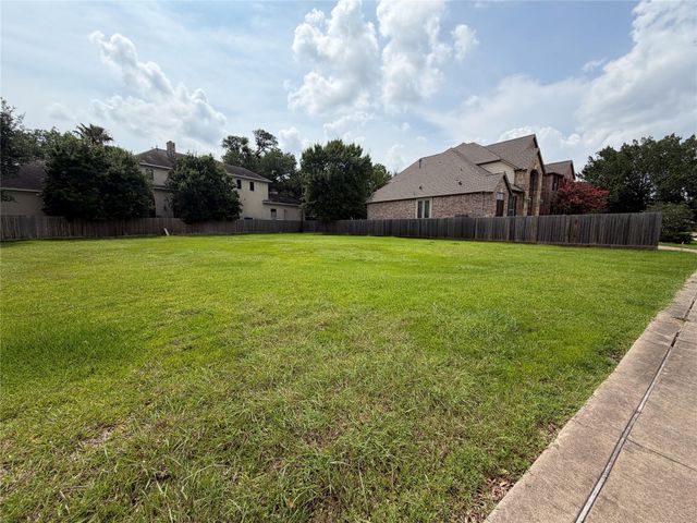 9002 Cliffwood Drive, Houston, TX 77096