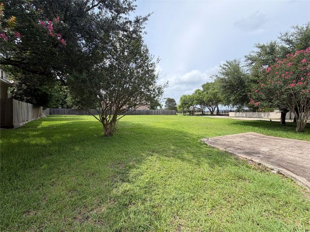9002 Cliffwood Drive, Houston, TX 77096