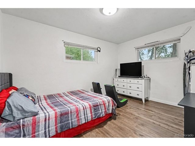9161 Vine St, Thornton, CO 80229