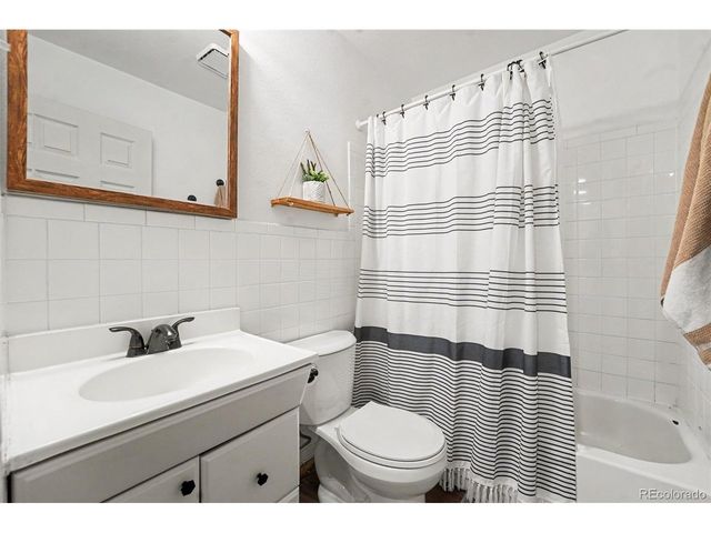 9161 Vine St, Thornton, CO 80229