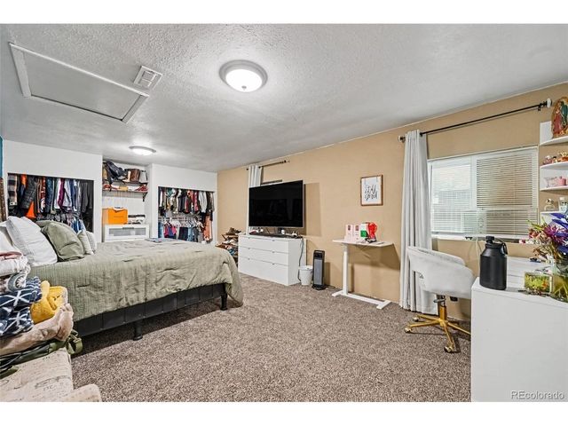 9161 Vine St, Thornton, CO 80229