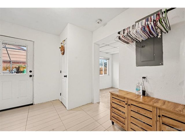 9161 Vine St, Thornton, CO 80229