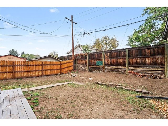 9161 Vine St, Thornton, CO 80229