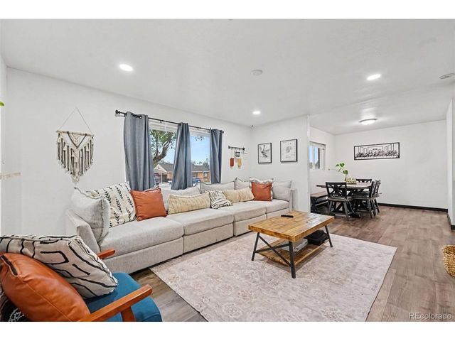 9161 Vine St, Thornton, CO 80229