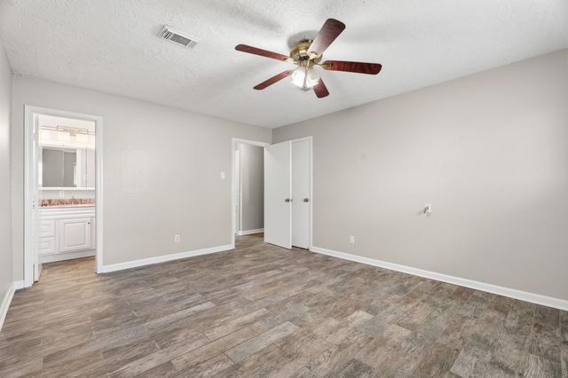 3214 Whitesail Drive, League City, TX 77573